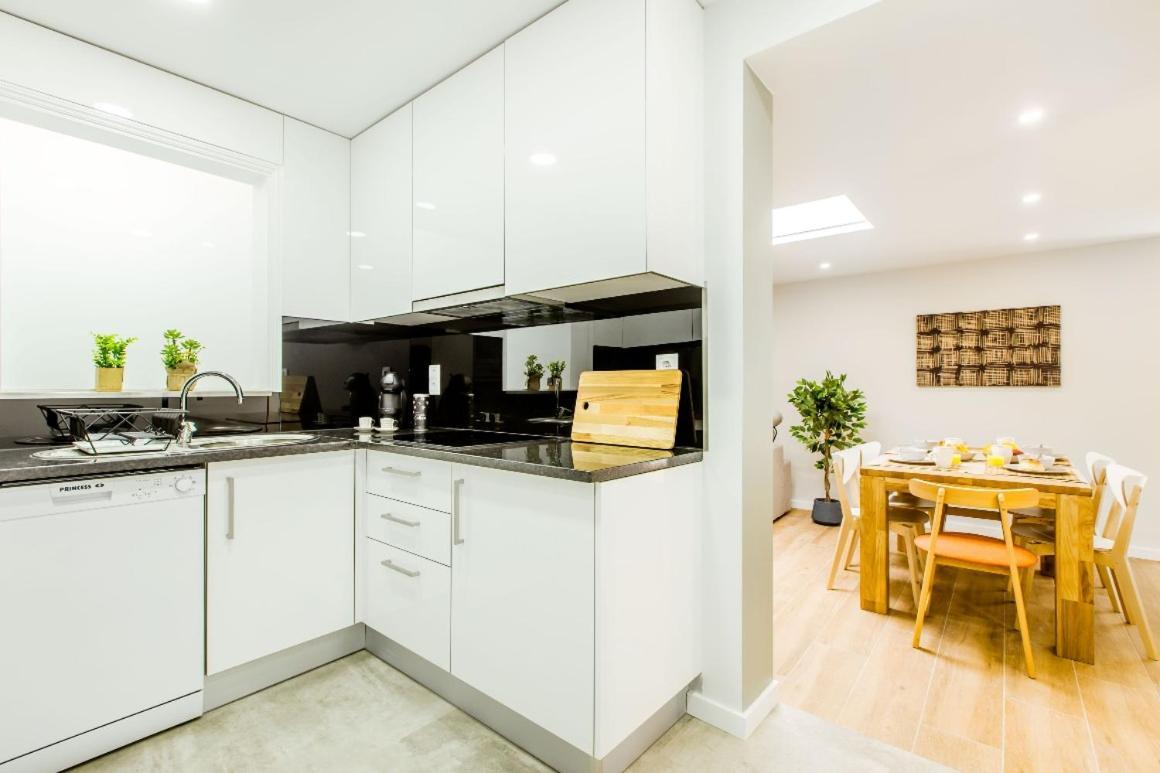 Espinho Beach 4 Stays Екстер'єр фото